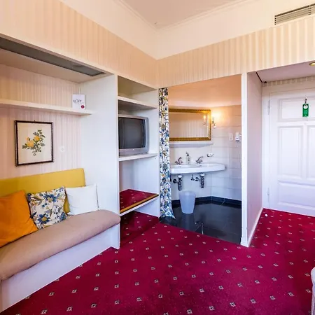 Historik Goldener Hirsch Rothenburg Hotel 3*