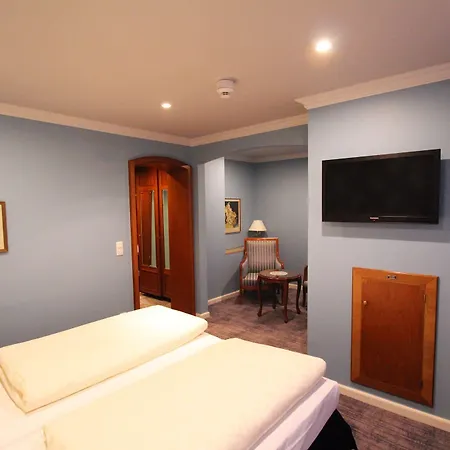 Historik Goldener Hirsch Rothenburg Hotel 3*
