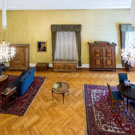 Szálloda Historik Goldener Hirsch Rothenburg 3*